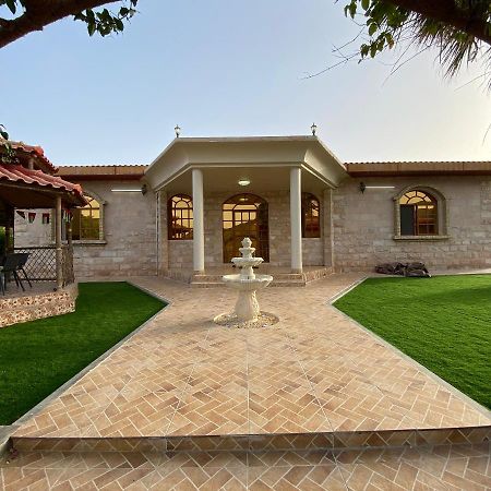 Uae Farm Villa Qur Luaran gambar